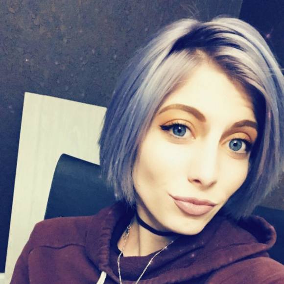 Meet your Posher, Jocelyn - Picture 1 of 1